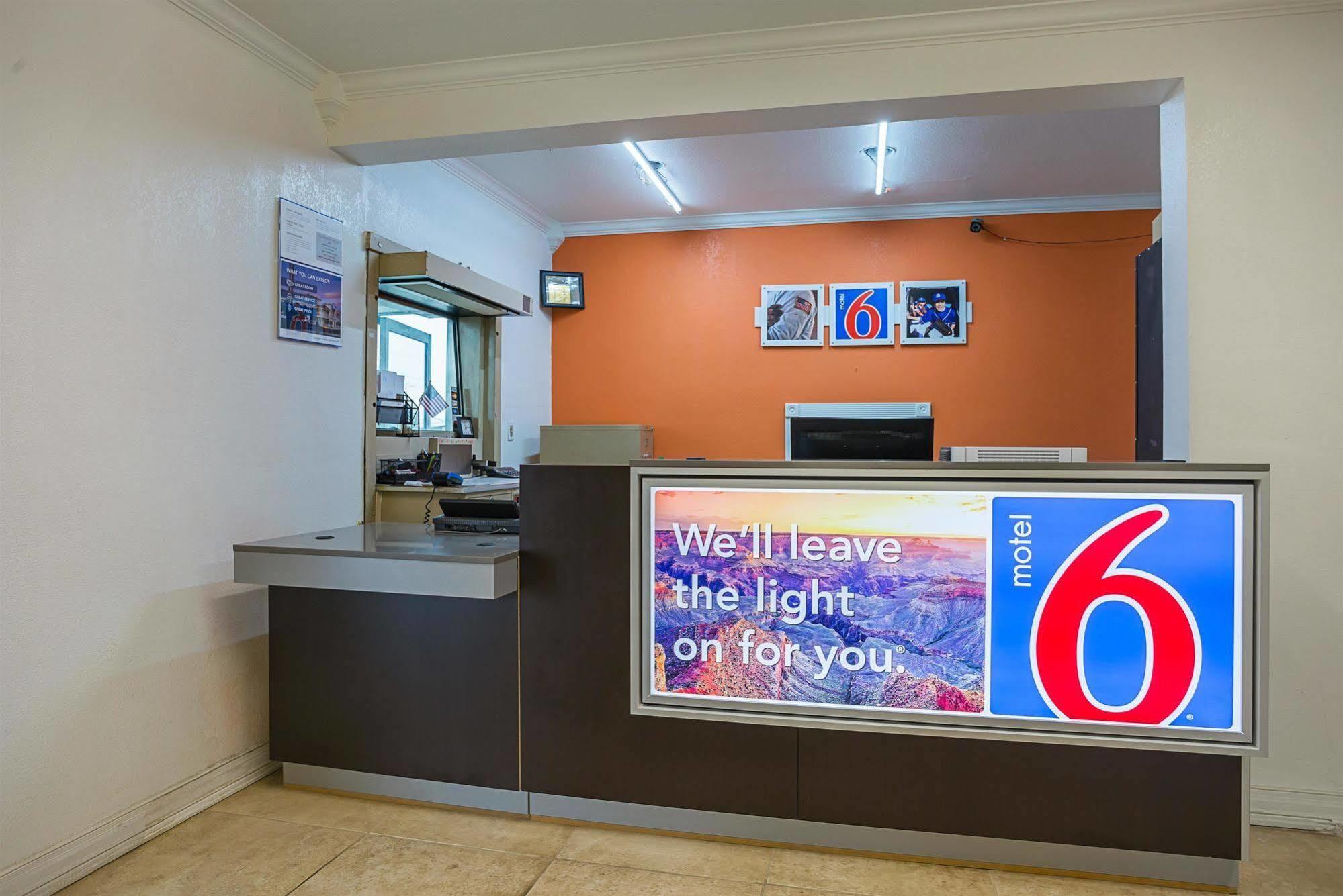 Motel 6-Brinkley, AR Exterior foto